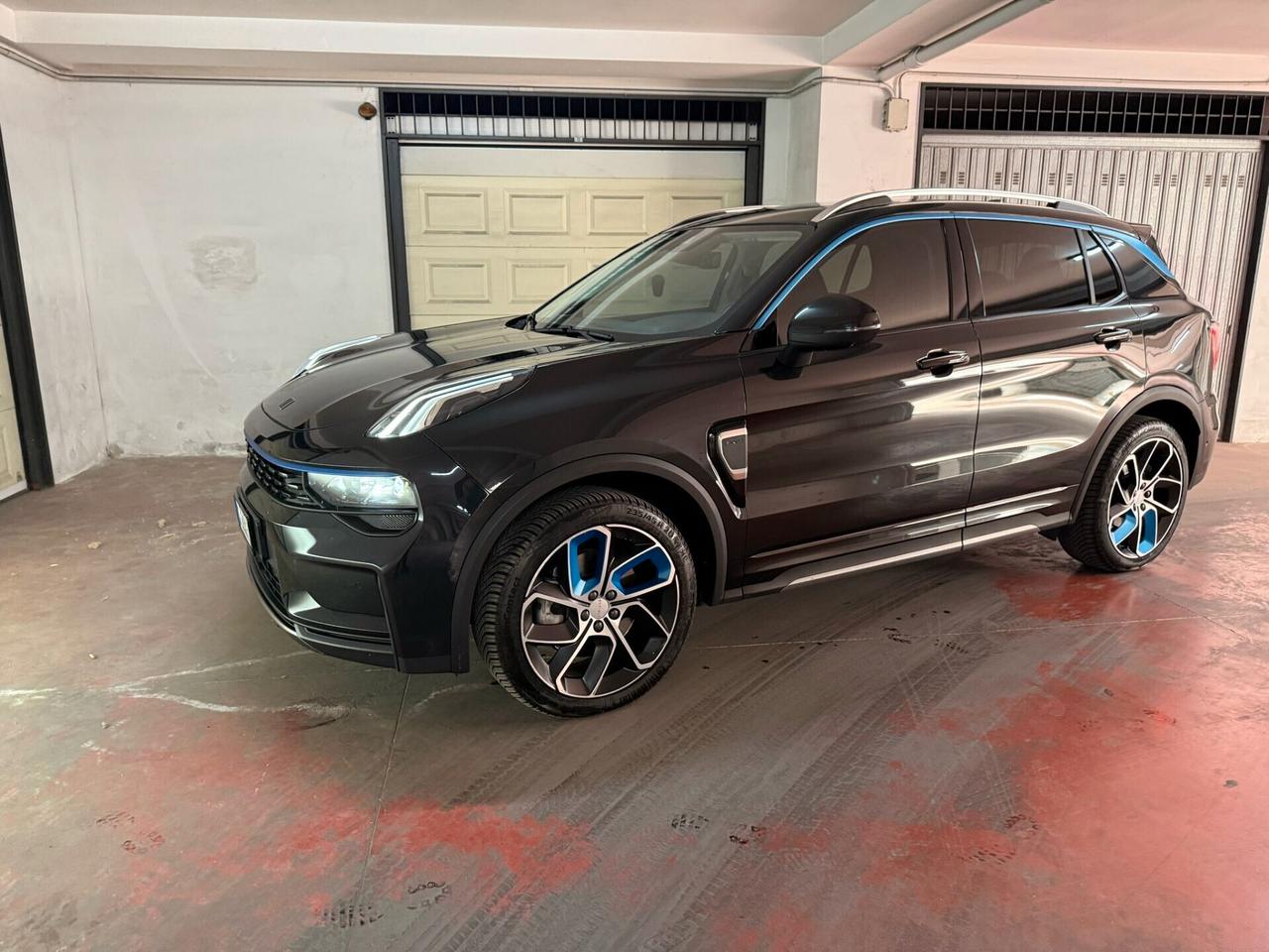 Lynk&co 01 PHEV
