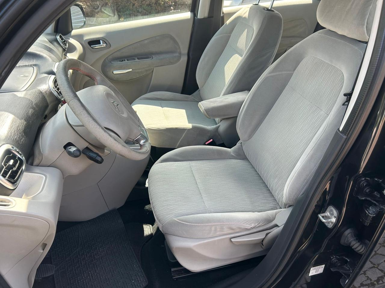Citroen C3 Picasso 1.6 HDi 110cv Exclusive Style