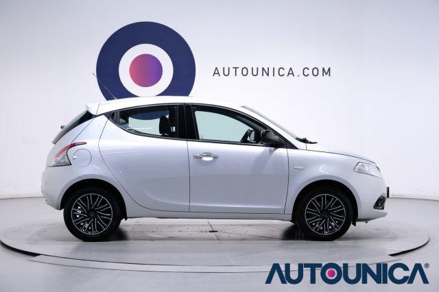 LANCIA Ypsilon 1.2 69 CV 5 PORTE S&S ELEFANTINO BLU NEOPATENTATI