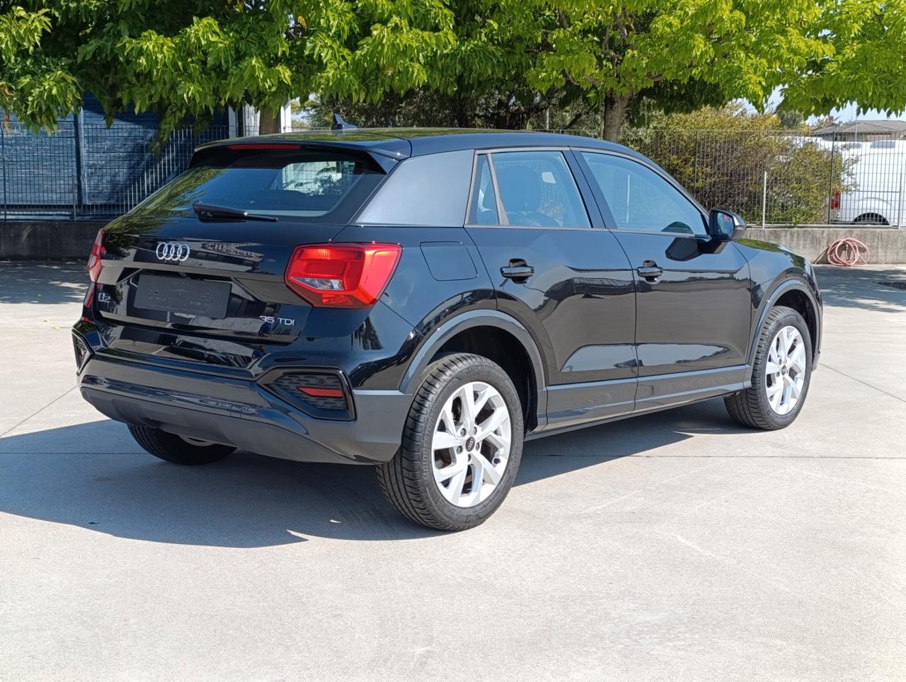 Audi Q2 35 2.0 tdi Business Advanced s-tronic