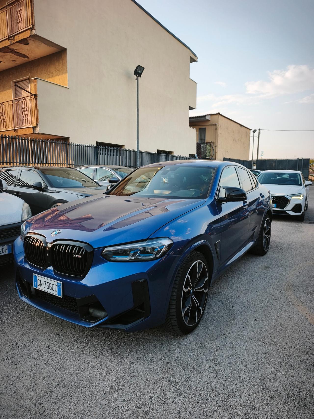 Bmw X4 M Competition iper full carbonio