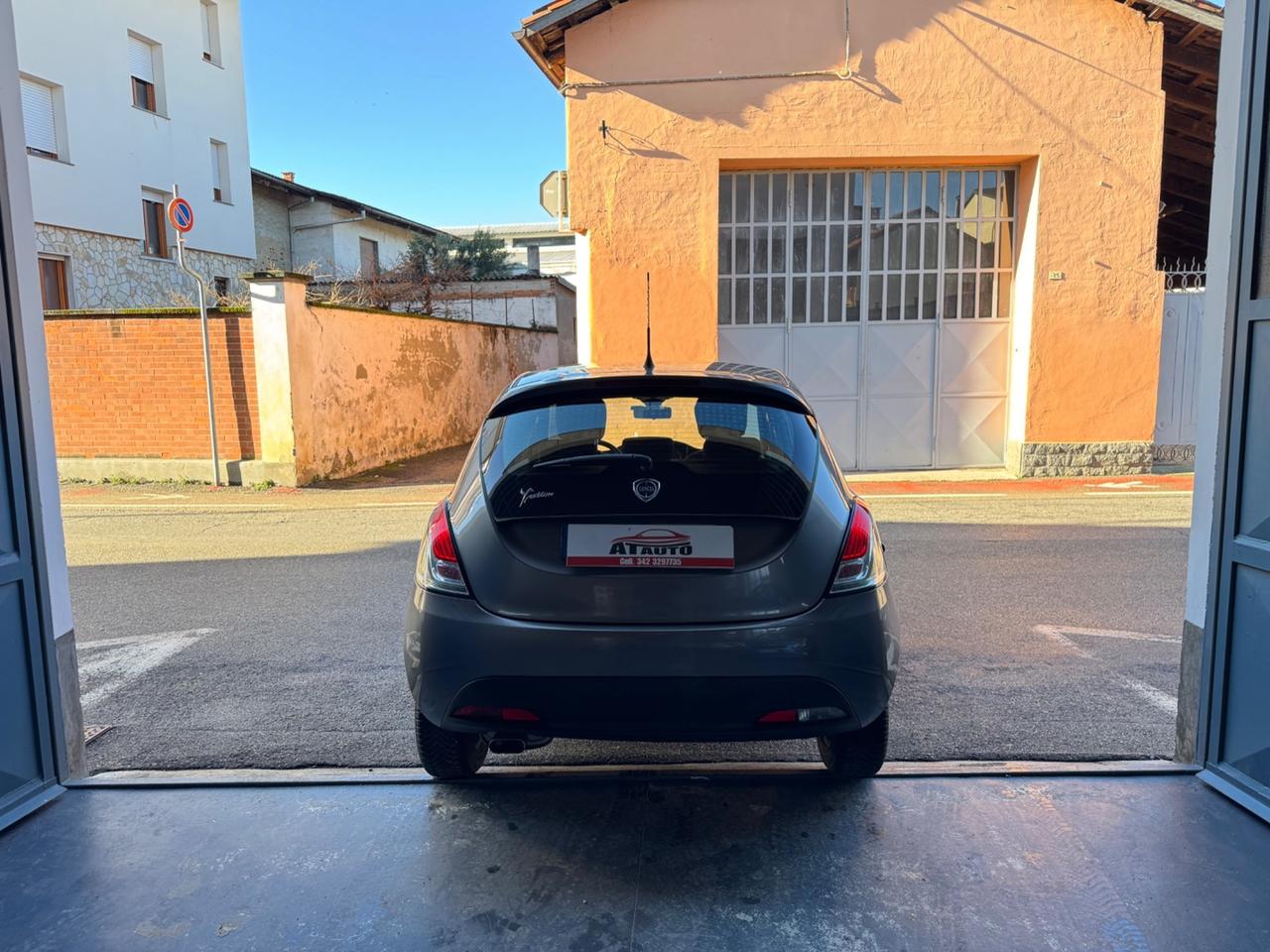 Lancia Ypsilon 1.2 69 CV 5 porte Gold