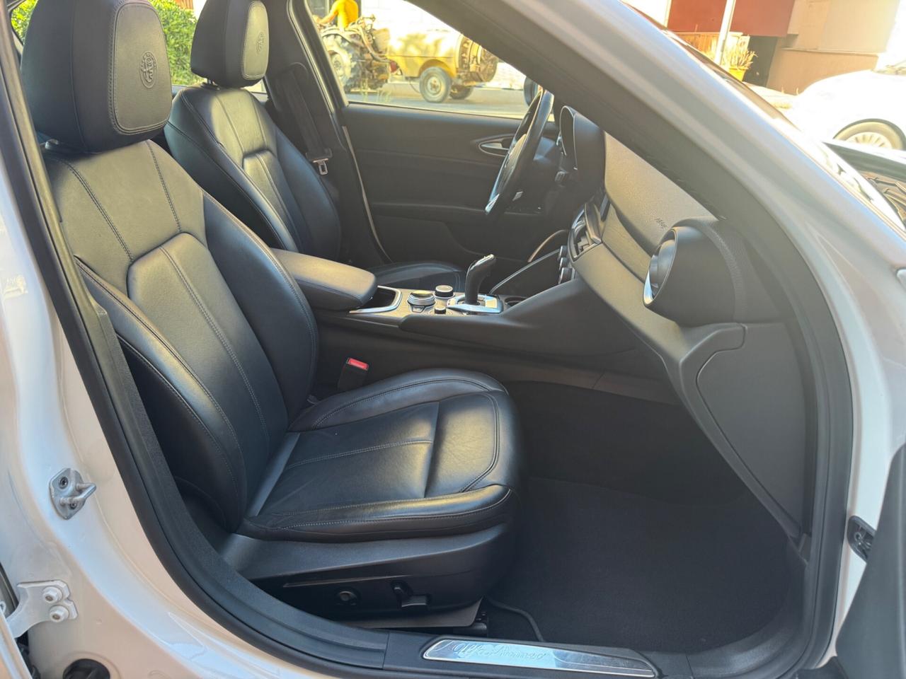 Alfa Romeo Giulia 2.2d 190 CV AT8 TI