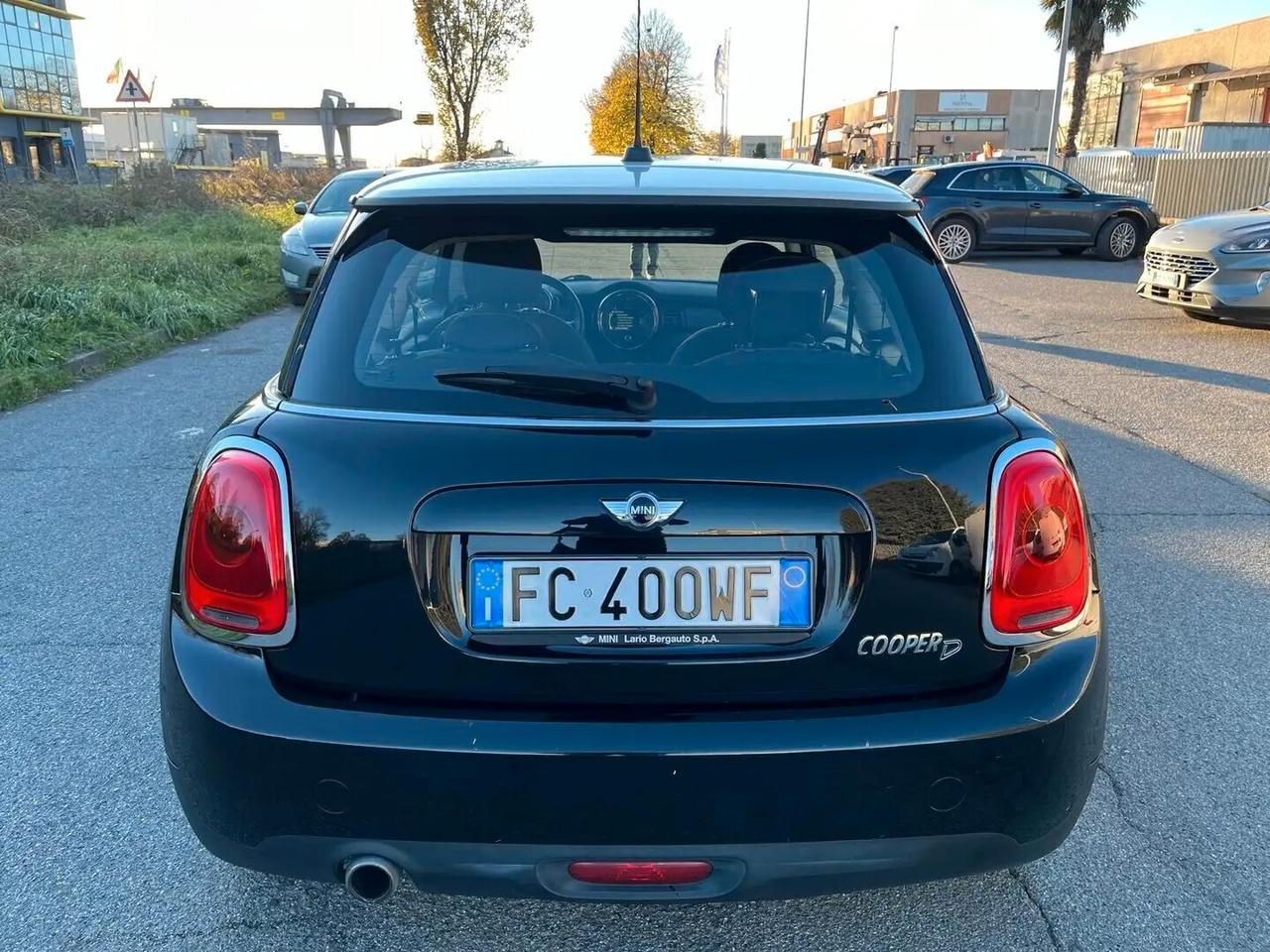 Mini Cooper D 1.5 3p auto