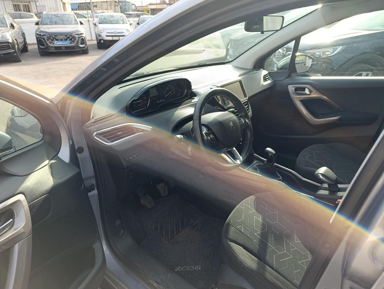 Peugeot 2008 PureTech 82 Access