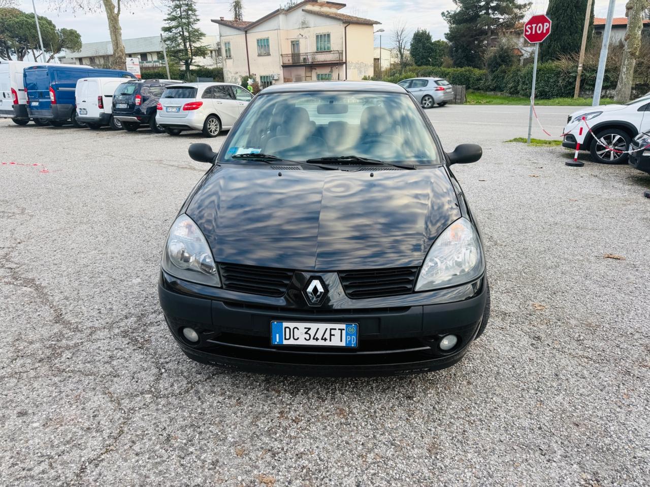 Renault Clio 1.2 16V 5 porte 121.000 km!!