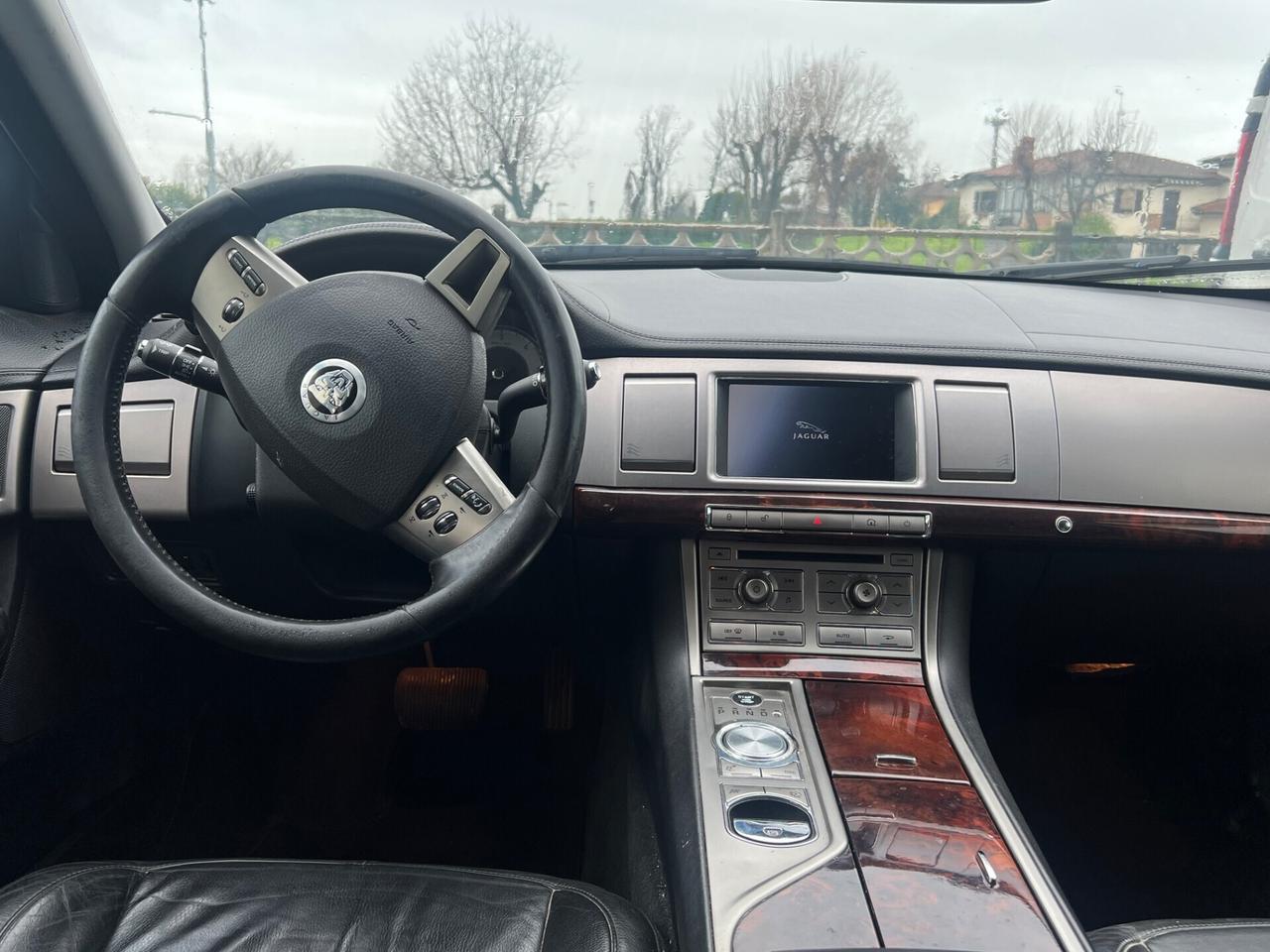 Jaguar XF 3.0 SOLO COMMERCIANTI NON MARCIANTE