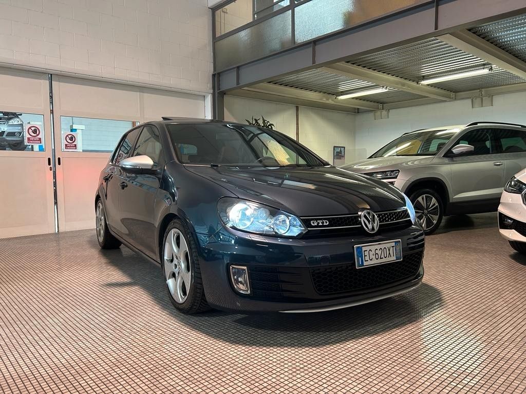 Volkswagen Golf 1.6 TDI DPF DSG 5p. Highline