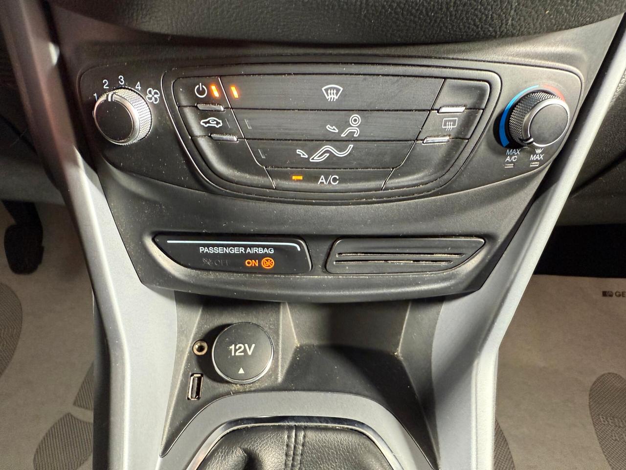 Ford B-Max 1.0 EcoBoost 100 CV Business Titanium