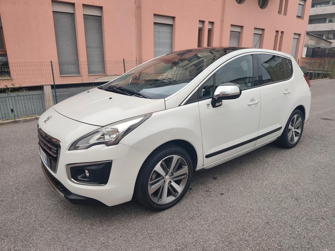 Peugeot 3008 HYbrid4 Full Optional lavori certificati