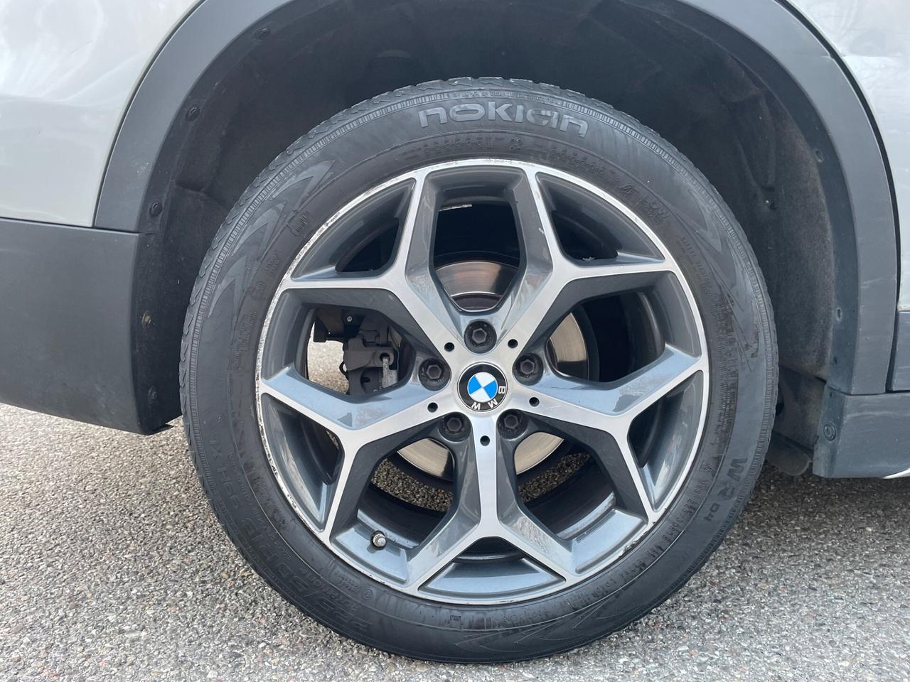 Bmw X1 XDrive20d*Automatik*Navi*Retrocamera