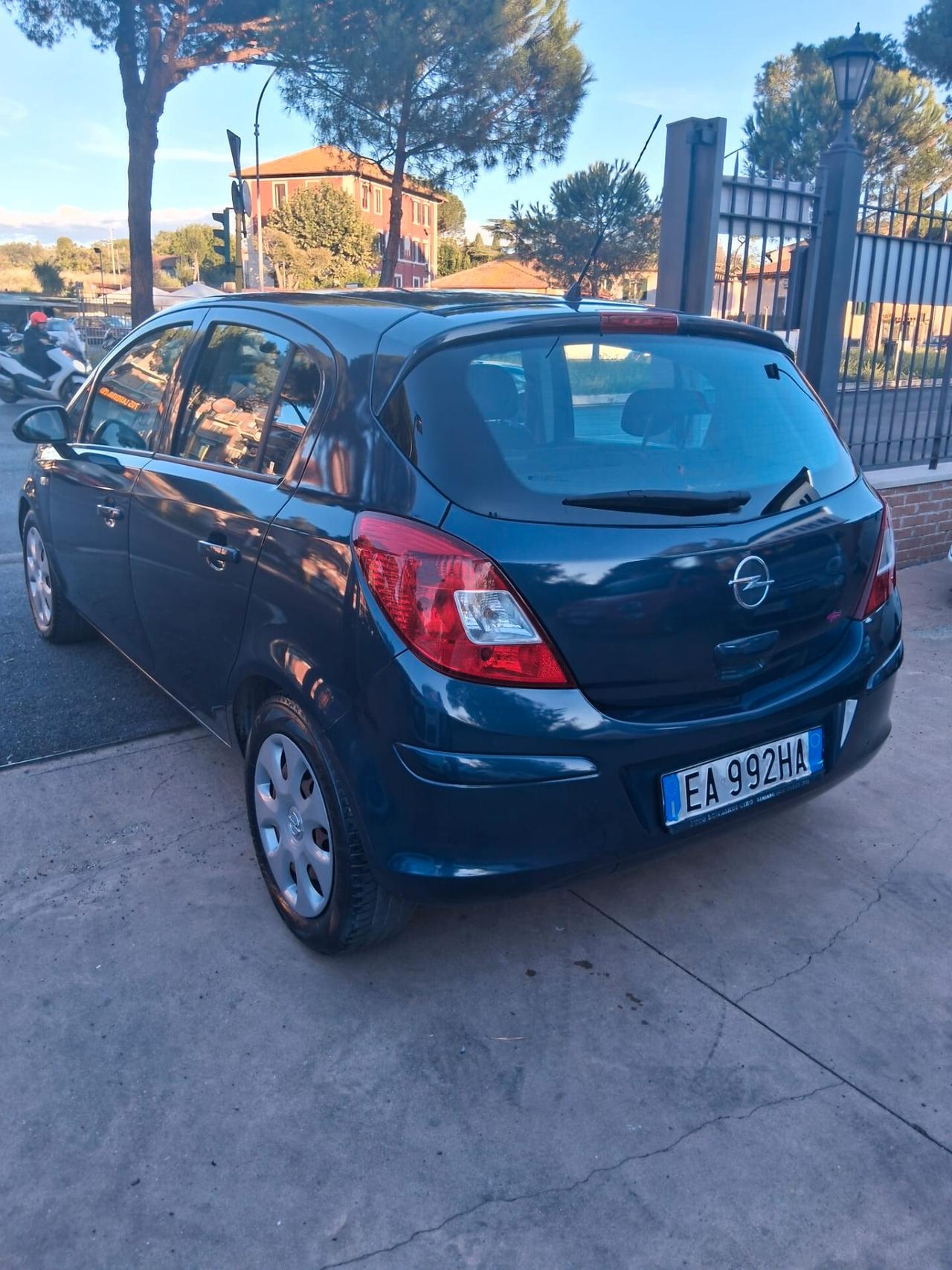 Opel Corsa 1.2 80CV 5 porte GPL-TECH Edition