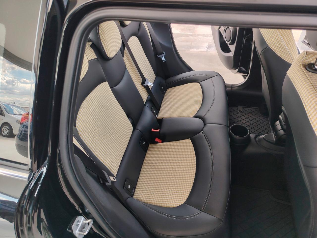 Mini Cooper 1.5 5 Porte