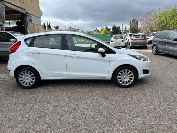 Ford Fiesta Ford Fiesta 1.4 Gpl 2015