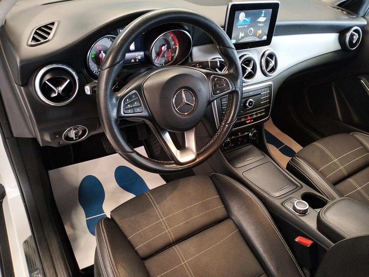 Mercedes-benz GLA 200 d Automatic Sport - NEOPATENTATI