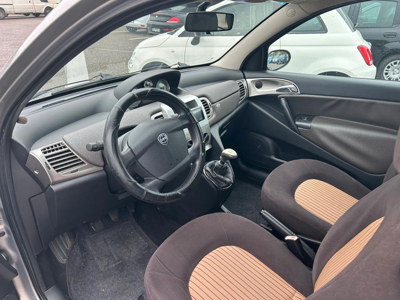 Lancia Ypsilon 1.2 Oro GPL SCAD 2031