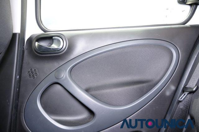 SMART ForFour 70 1.0 TWINAMIC PASSION NEOPATENTATI