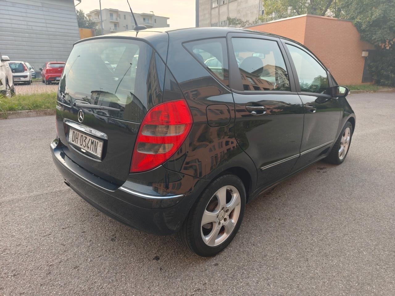 Mercedes-benz A 150 benzina euro 4 5 porte