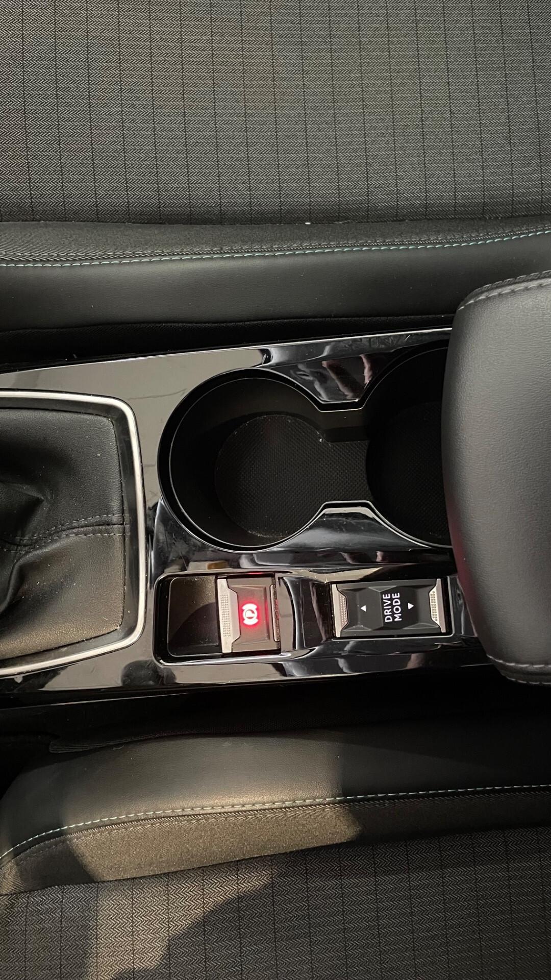 Peugeot 2008 BlueHDi 110 S&S Allure Pack