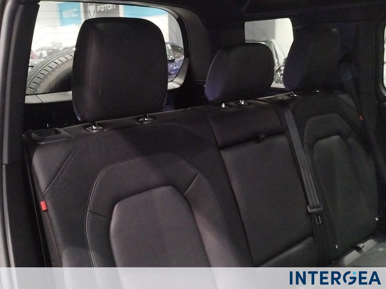 LAND ROVER Defender 110 3.0d i6 mhev X-Dynamic SE awd 20