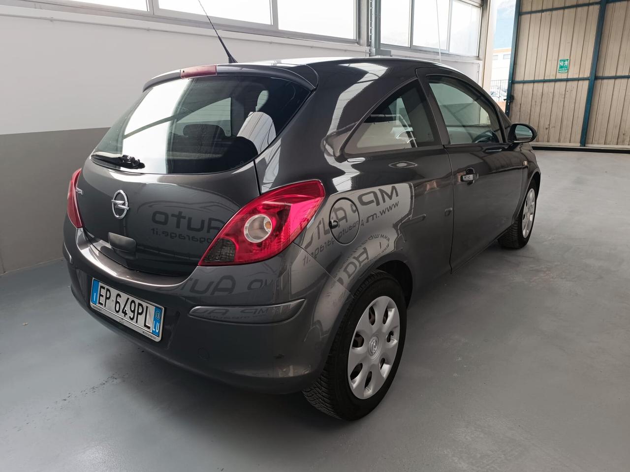 Opel Corsa 1.2 3 porte Elective