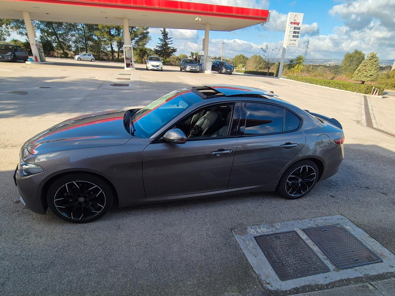 Alfa Romeo Giulia 2.2 Turbodiesel 180 CV AT8 Business Sport Launch Ed.