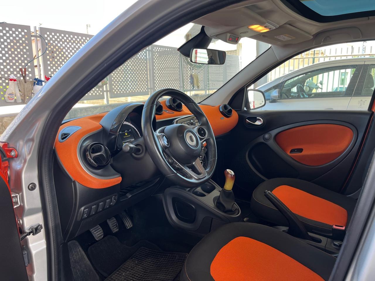 Smart ForFour 70 1.0 Youngster