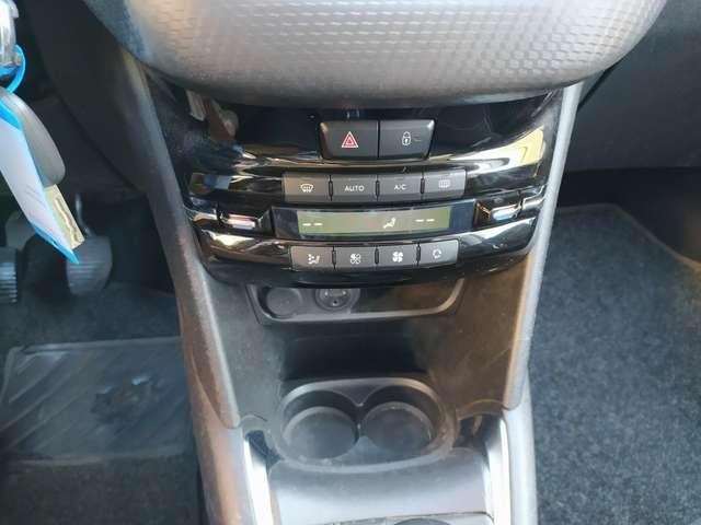 Peugeot 208 208 I 5p 1.6 bluehdi Allure 75cv