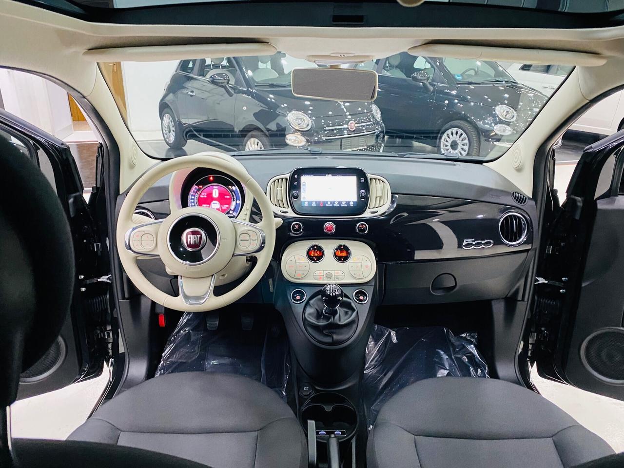 Fiat 500 1.0 Hybrid Dolcevita Navy CarPlay Prezzo promo 10999