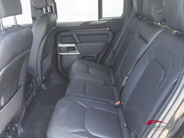 LAND ROVER Defender 110 3.0d i6 mhev X-Dynamic SE awd 200cv auto