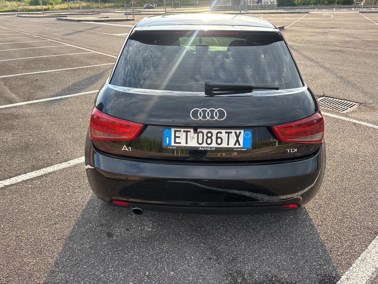 Audi A1 1.6 TDI 105 CV*2014”XNEOPATENTATI”