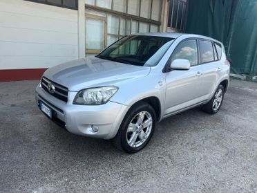 Toyota RAV 4 RAV4 2.2 D-4D 177 CV Luxury