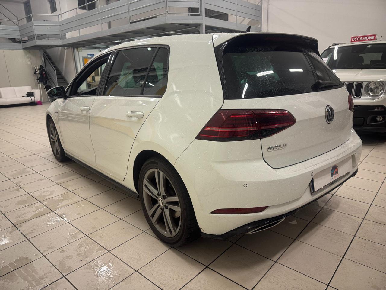 Volkswagen Golf 5 Porte Golf 5p 1.0 tsi Sport 115cv R LINE