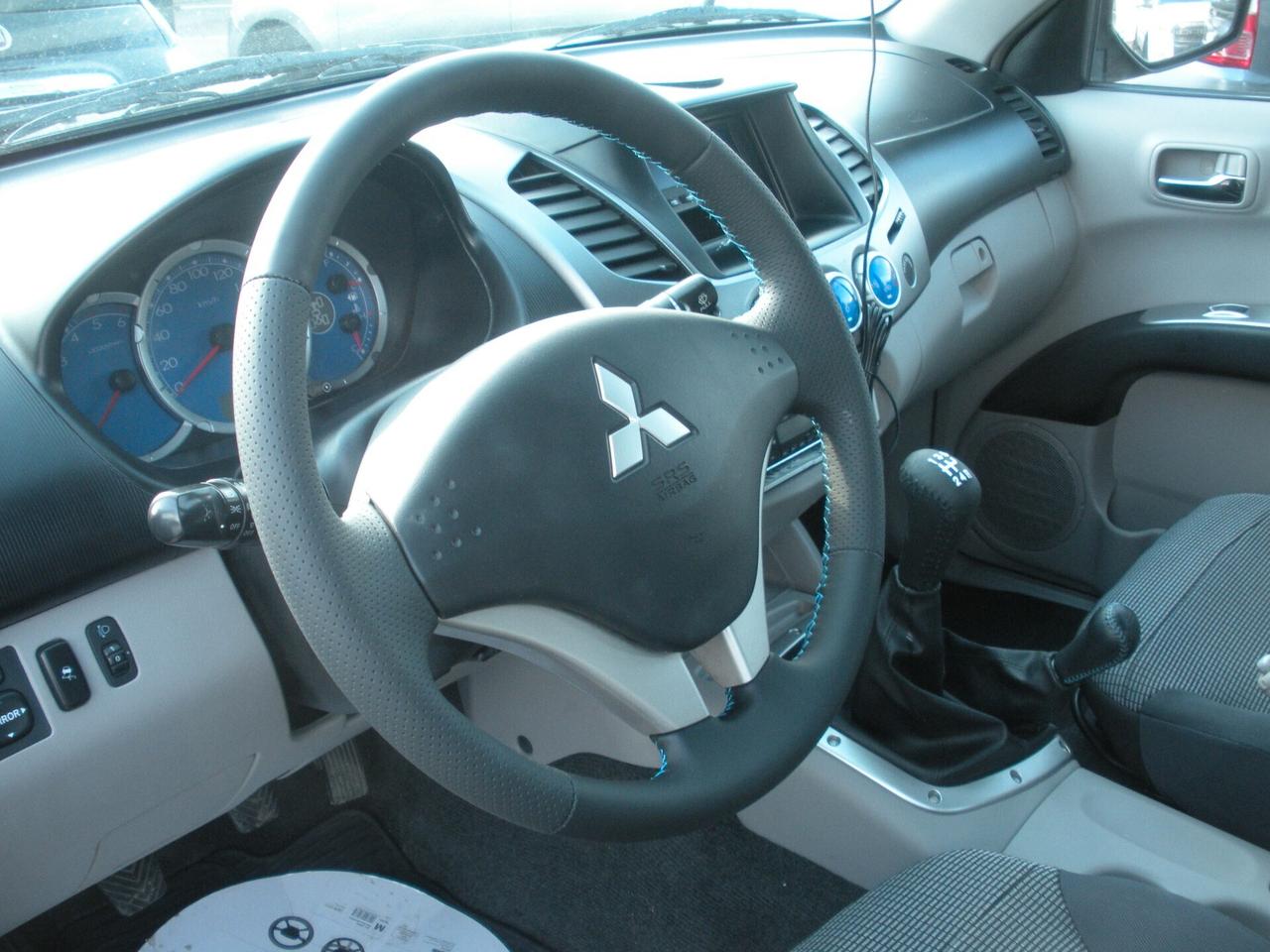 Mitsubishi L200 2.5 DI-D/136CV DC Intense