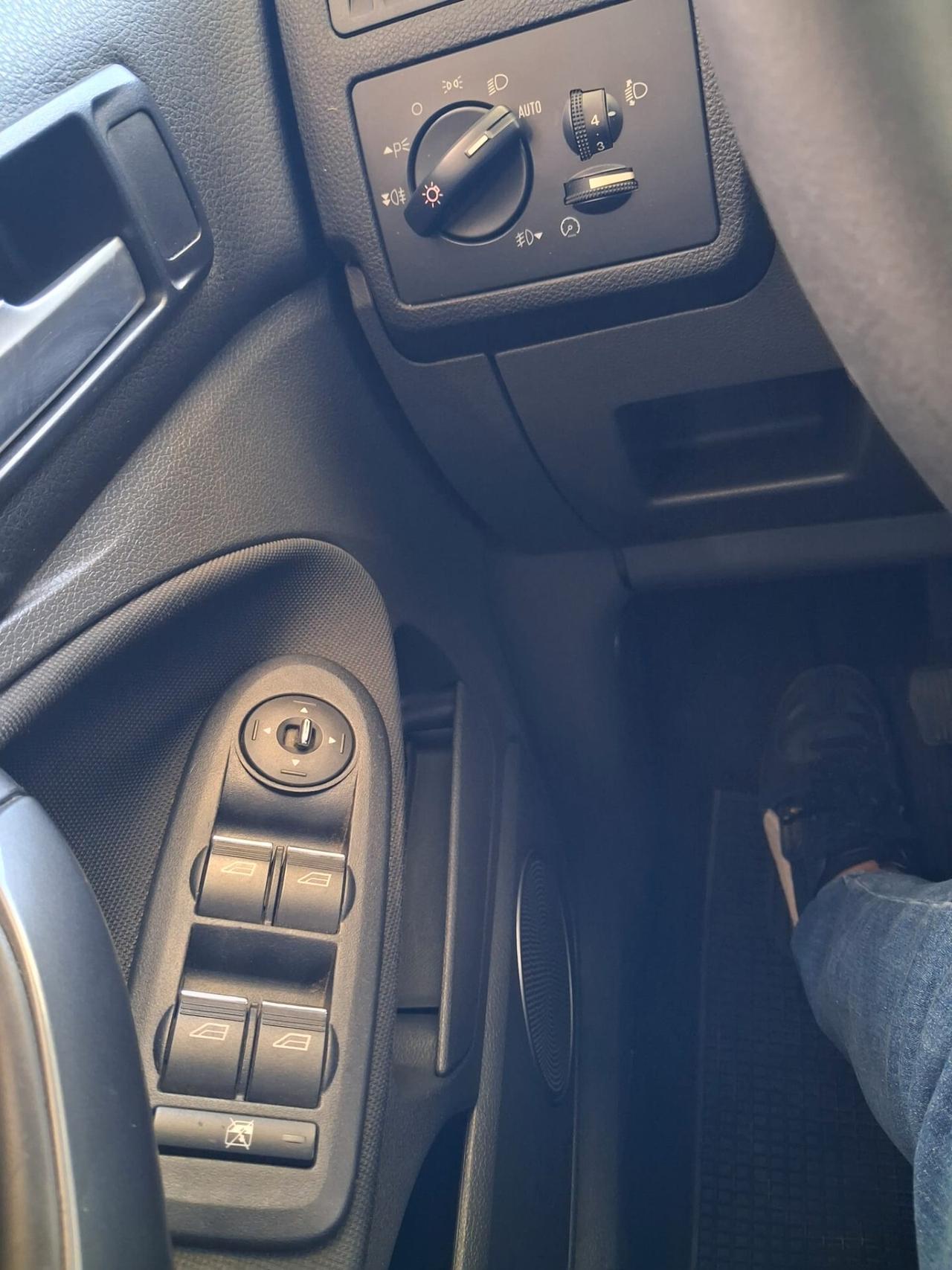 Ford C-Max 1.6 TDCi 110 CV Titanium DPF