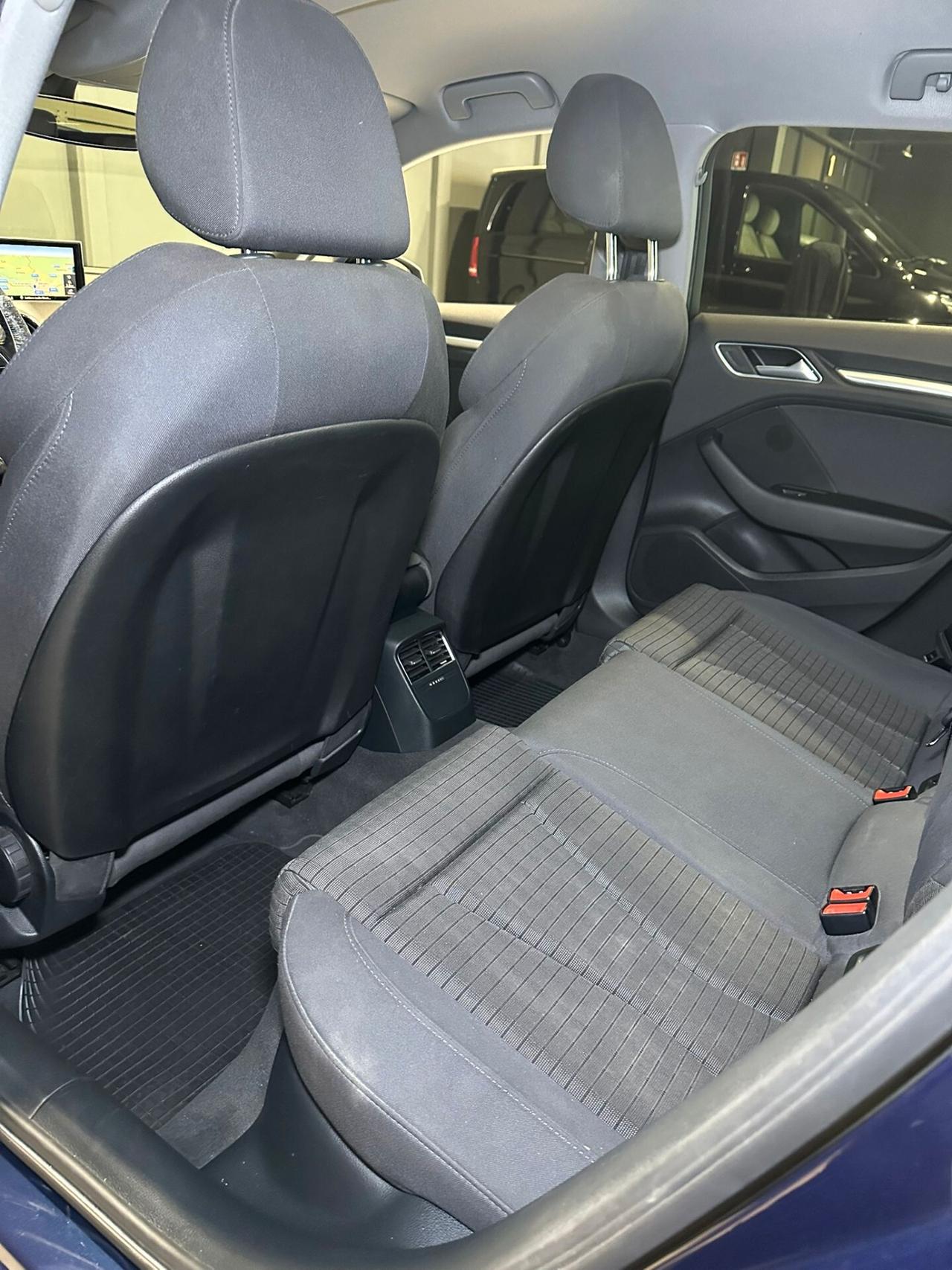 Audi A3 1.6 TDI 116 CV S tronic Sport