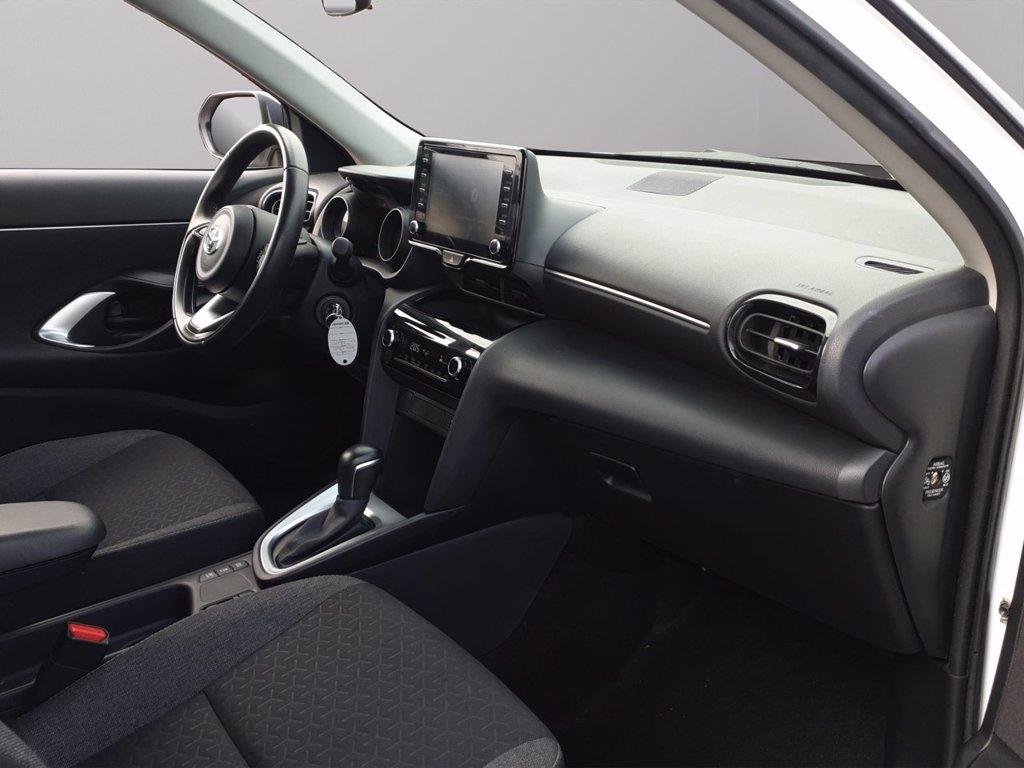 TOYOTA Yaris cross 1.5h active fwd 116cv e-cvt del 2024