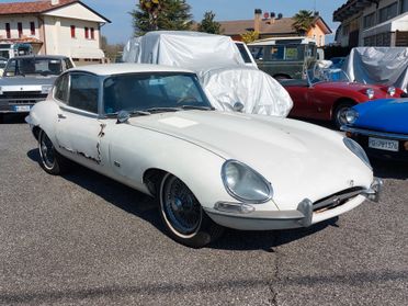 Jaguar E-Type 4200 Coupè del 1966