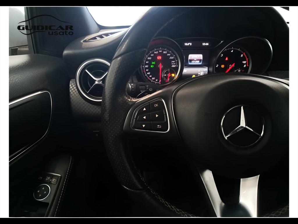 Mercedes-Benz Classe A - W176 - A 180 d Sport auto my16