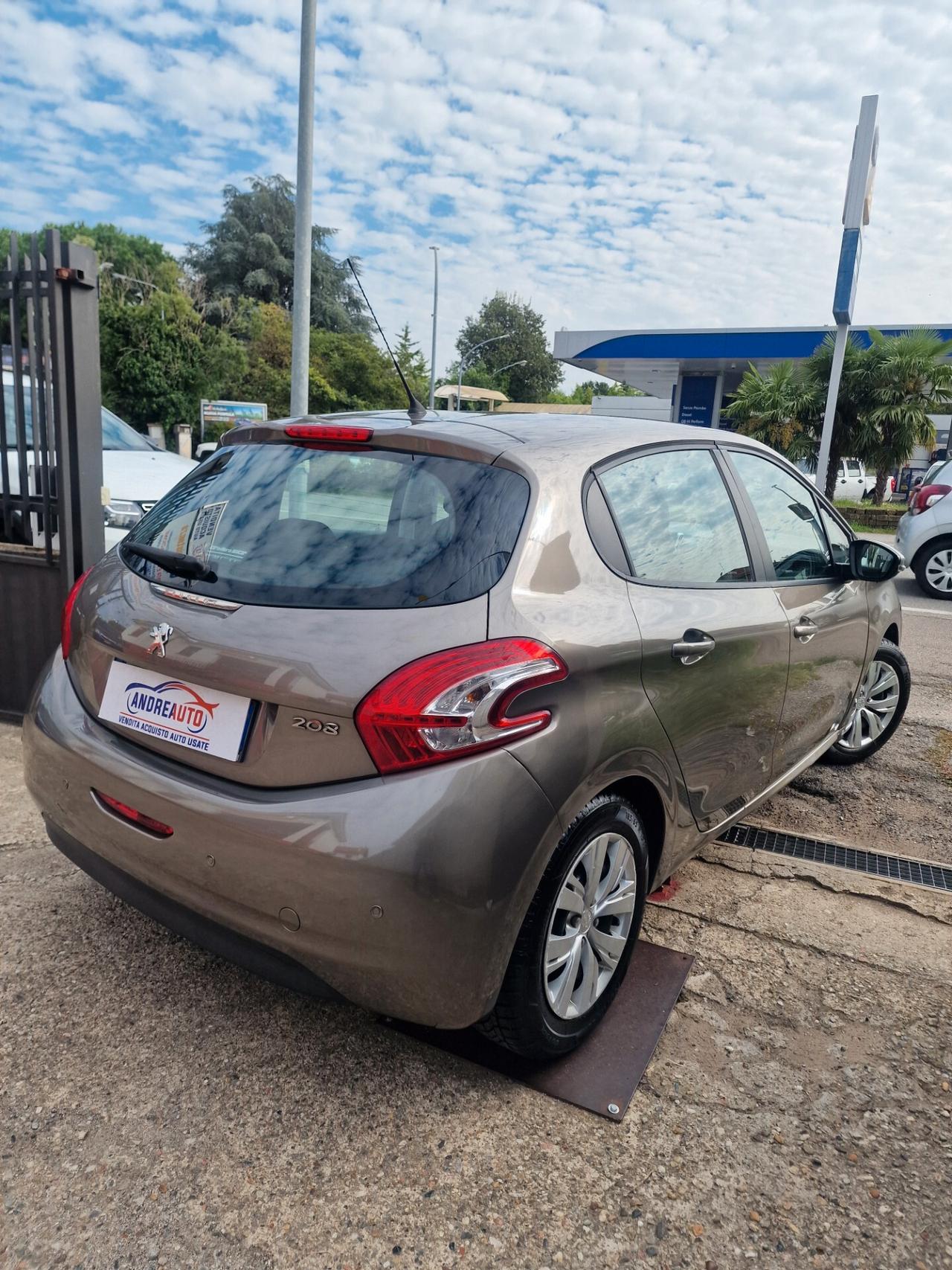 Peugeot 208 1.2 distr nuova/ perneopatentati