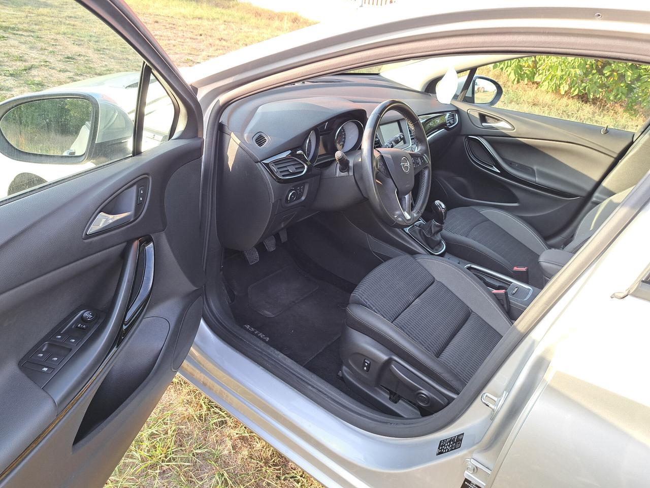 Opel Astra 1.5 CDTI 105 CV S&S Sports Tourer Business Elegance