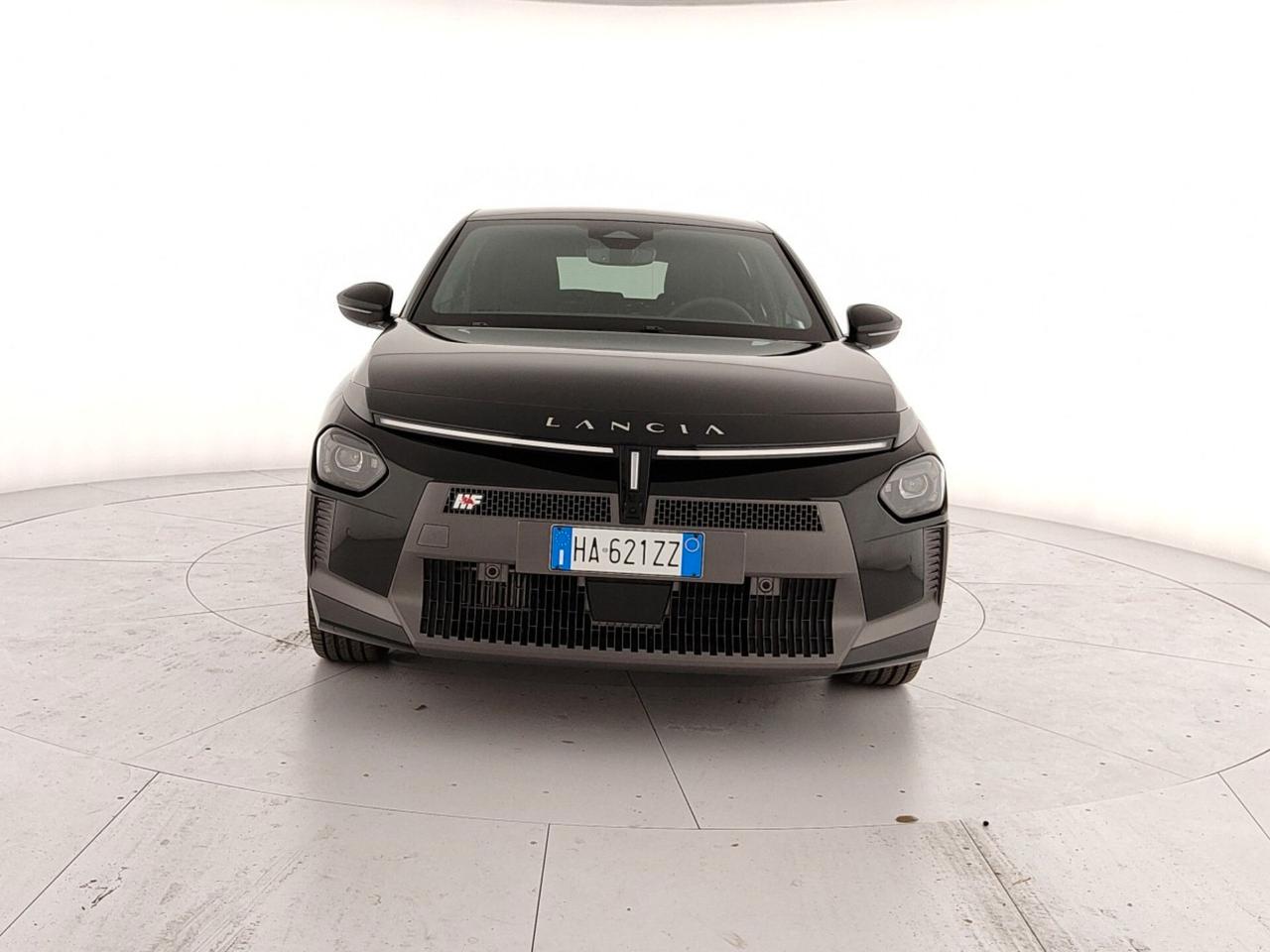 Lancia Ypsilon Hybrid e-DCT HF Line