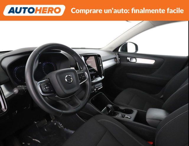 VOLVO XC40 T2 Momentum Pro