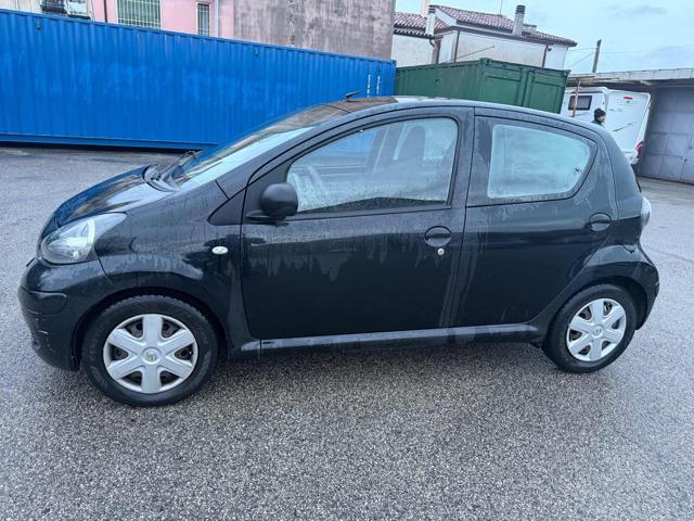 TOYOTA Aygo 1.0 12V VVT-i 5p Deep Ocean Connect Bellissima