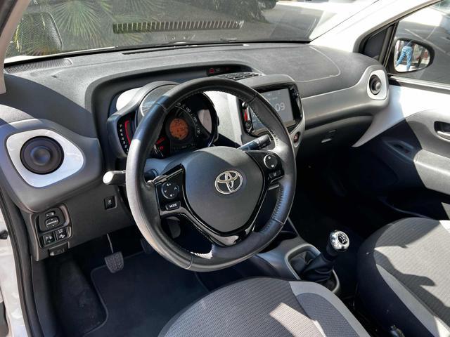 TOYOTA Aygo Connect 1.0 VVT-i 72 CV 5 porte x-fun