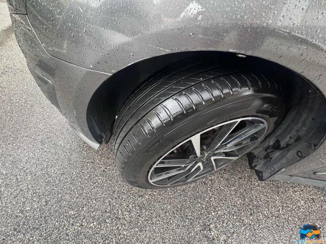 FORD Tourneo Connect 1.5 TDCi 120 CV Titanium