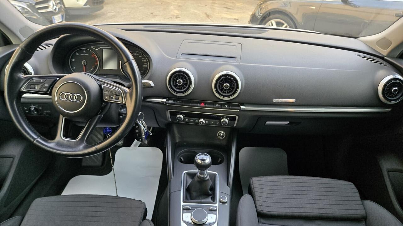 Audi A3 1.6 TDI 116 CV Sport