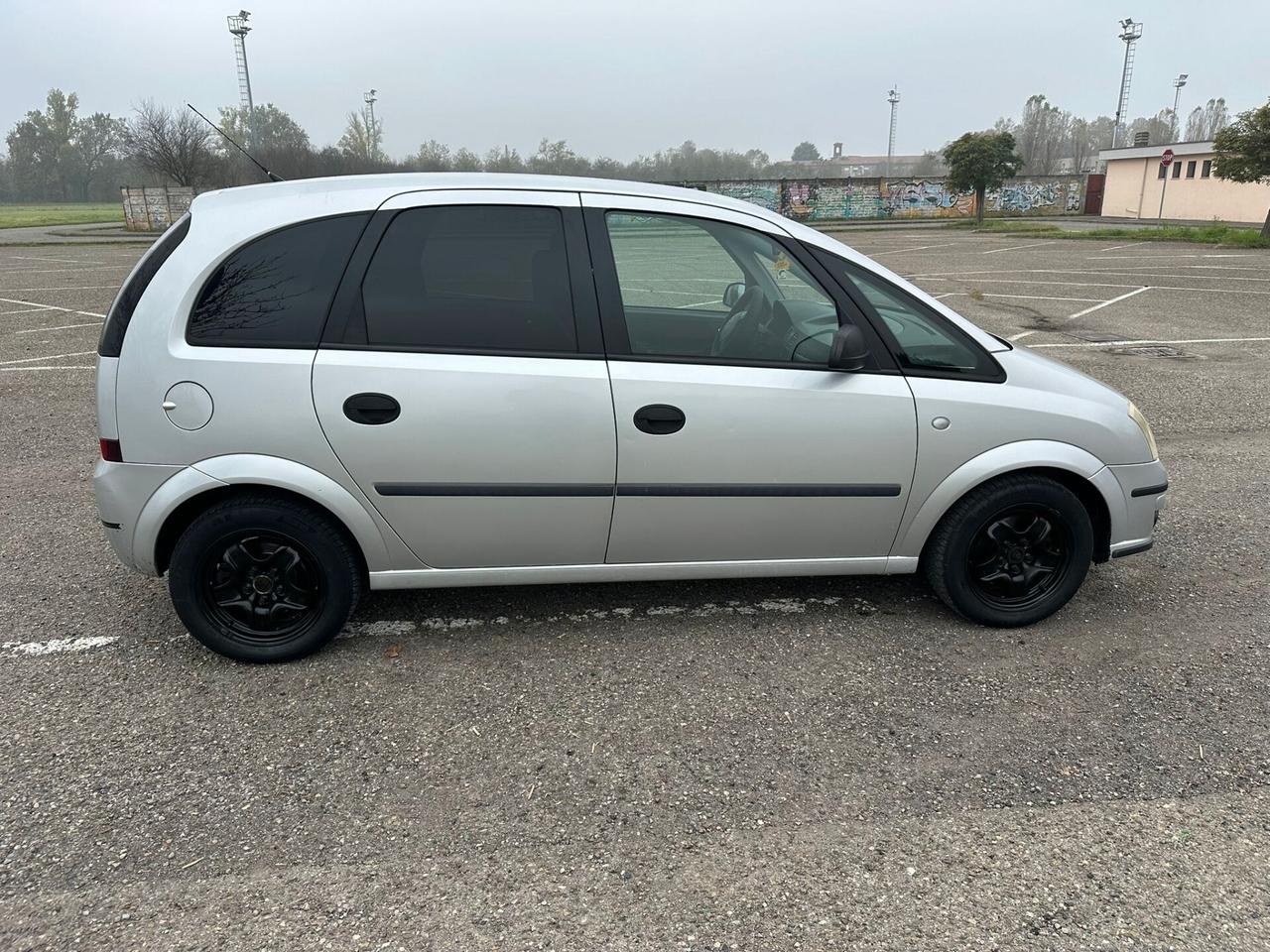 Opel Meriva 1.6 16V Cosmo Neo patenti