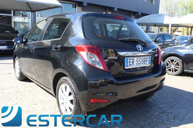TOYOTA Yaris 1.0 5 porte Active