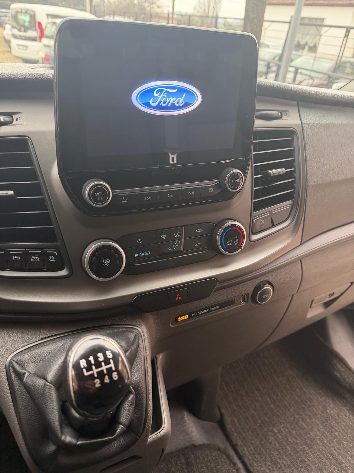 Ford Transit Custom 320 2.0 TDCi PC 9 posti Trend